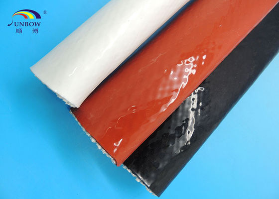 China Manga trenzada de la fibra de vidrio del uso de la planta siderúrgica con resistente de alta temperatura de la cubierta de silicona proveedor
